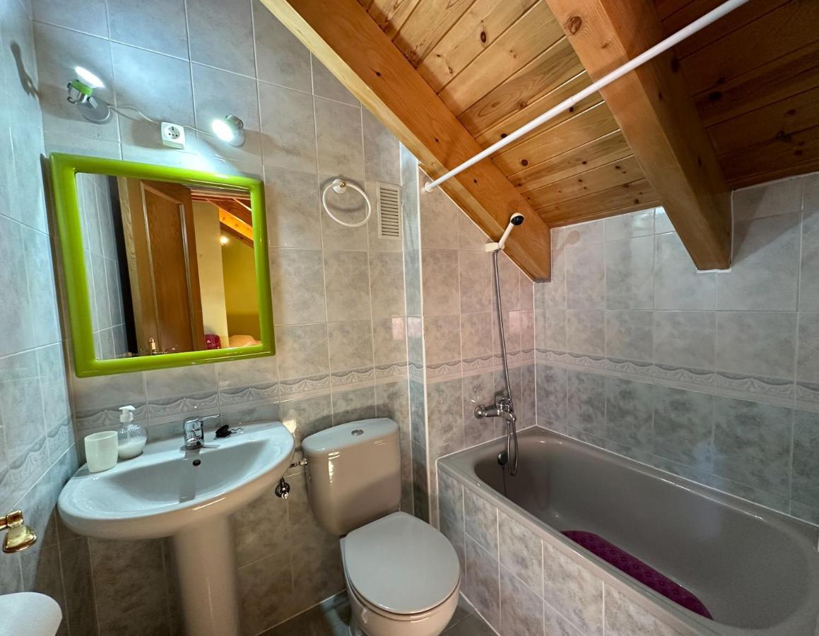 Ferienwohnung Acogedor Atico Duplex En El Centro En Biescas/4Pax Exterior foto