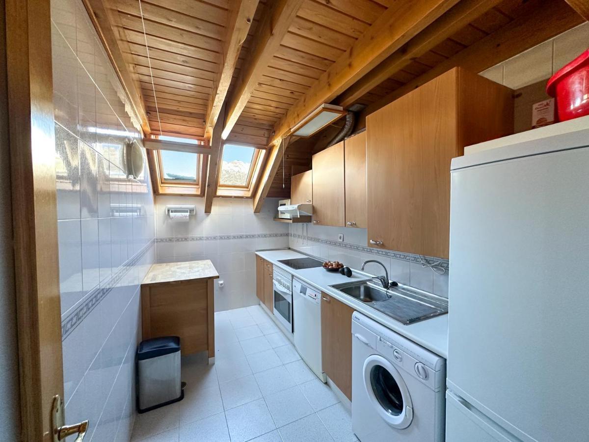 Ferienwohnung Acogedor Atico Duplex En El Centro En Biescas/4Pax Exterior foto